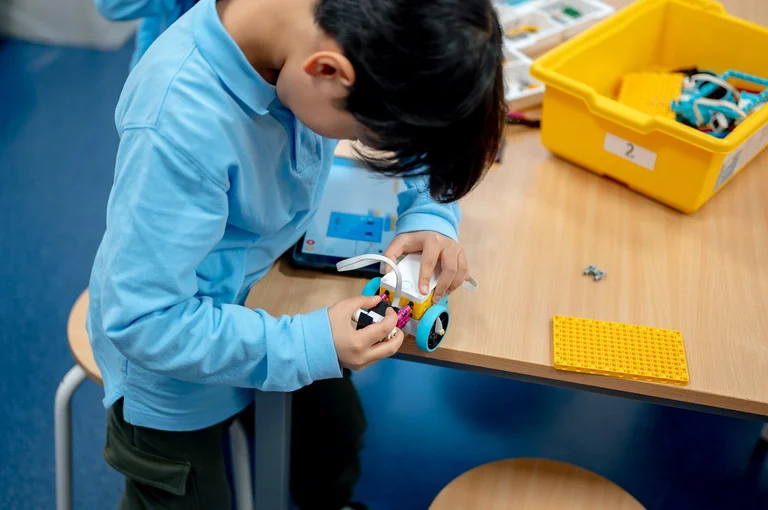 LEGO Club